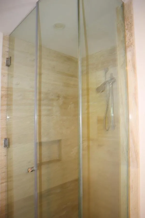 Modern Apt With Balcony & Pool, Marina Puerto Cancun Apartment