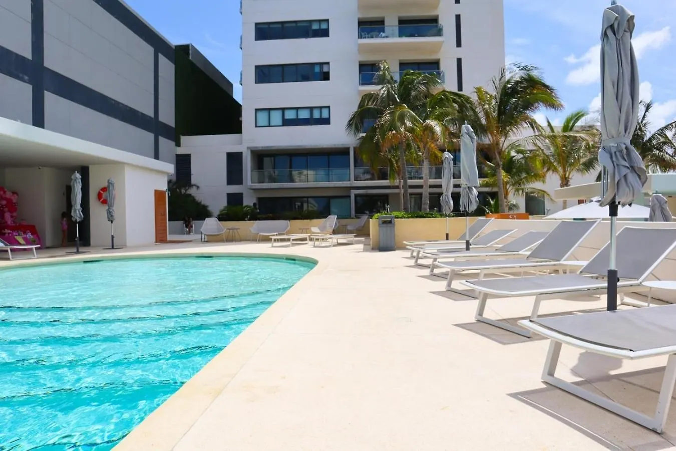 Apartment Modern Apt With Balcony & Pool, Marina Puerto Cancun Mexico